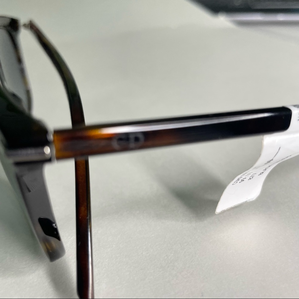 DIOR Homme Tortoiseshell Rectangular Sunglasses - Picture 4 of 8